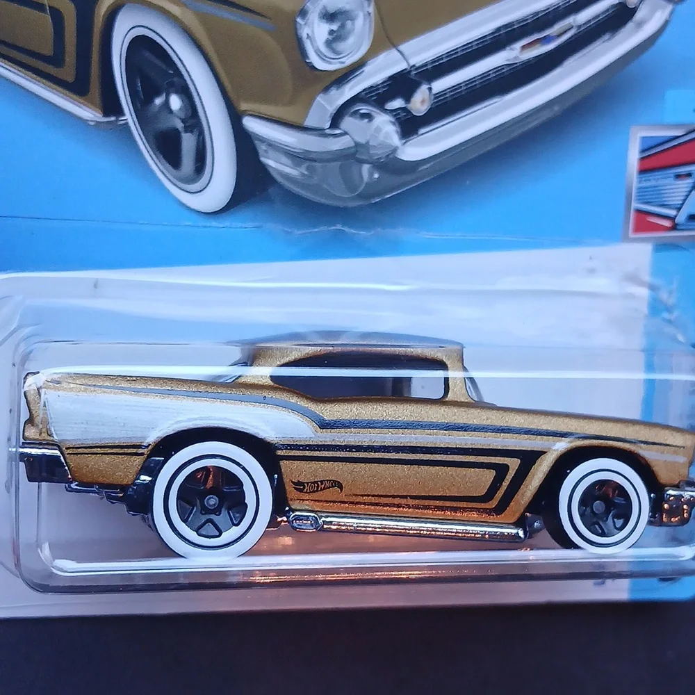 OLD AND NEW FAVES.  '57 Chevy and '21 Ford Bronco HOT WHEELS Toy Cars - Picture 2 of 4